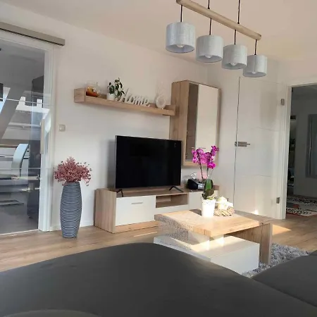 In - Franken 40833 Appartamento